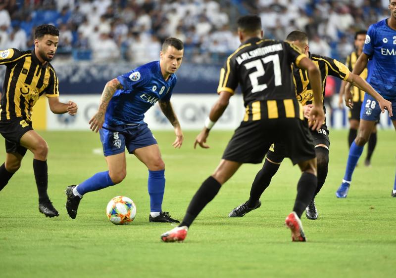 التشكيل الرسمي لقمة الهلال ضد الاتحاد فى الدوري السعودي