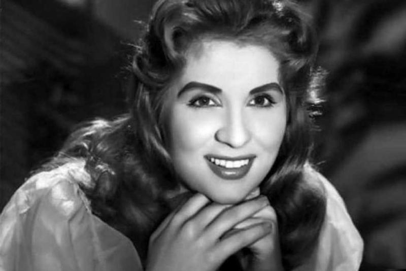 الفنانة صباح 