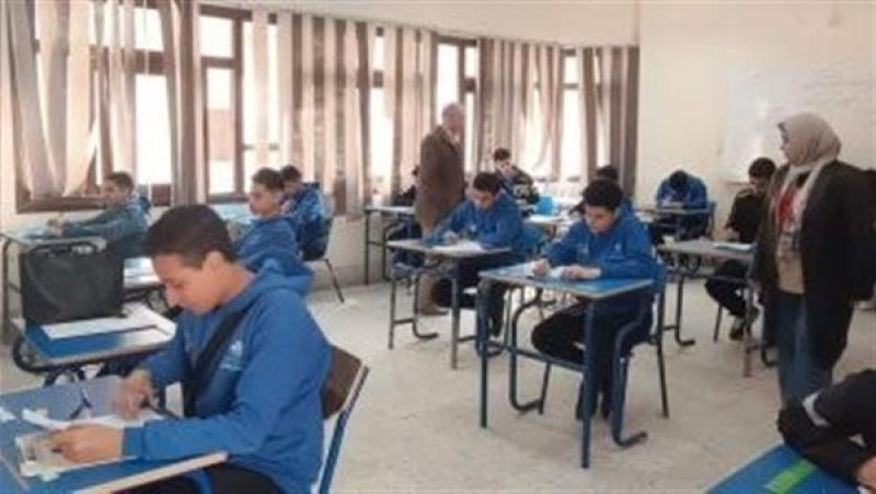 بدائل الثانوية العامة.. شروط ومزايا ورابط الالتحاق بمدارس التكنولوجيا التطبيقية 2025